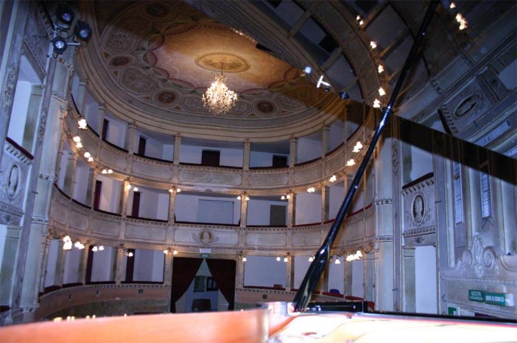 interno-teatro-anghiari-teatro-comunale-dei-ricomposti-21