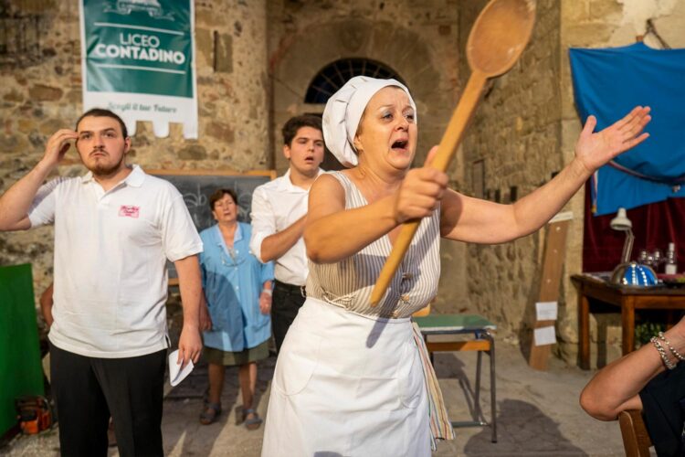 Tovaglia a Quadri 2022 in Teatro - LICEO CONTADINO