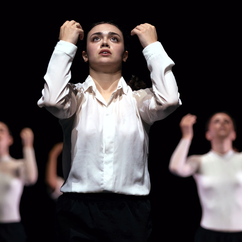 Anghiari Dance Hub BALLETTO DI TOSCANA coreografie di Giorgio Mancini - Stagione Teatrale 2026 "SEDUT!" al Teatro di Anghiari